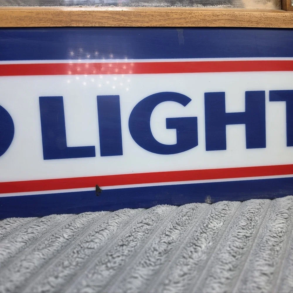 Bud Light Billiards Pool Table Light Blue Wood Grain Vintage 1983‎ Hanging Lamp